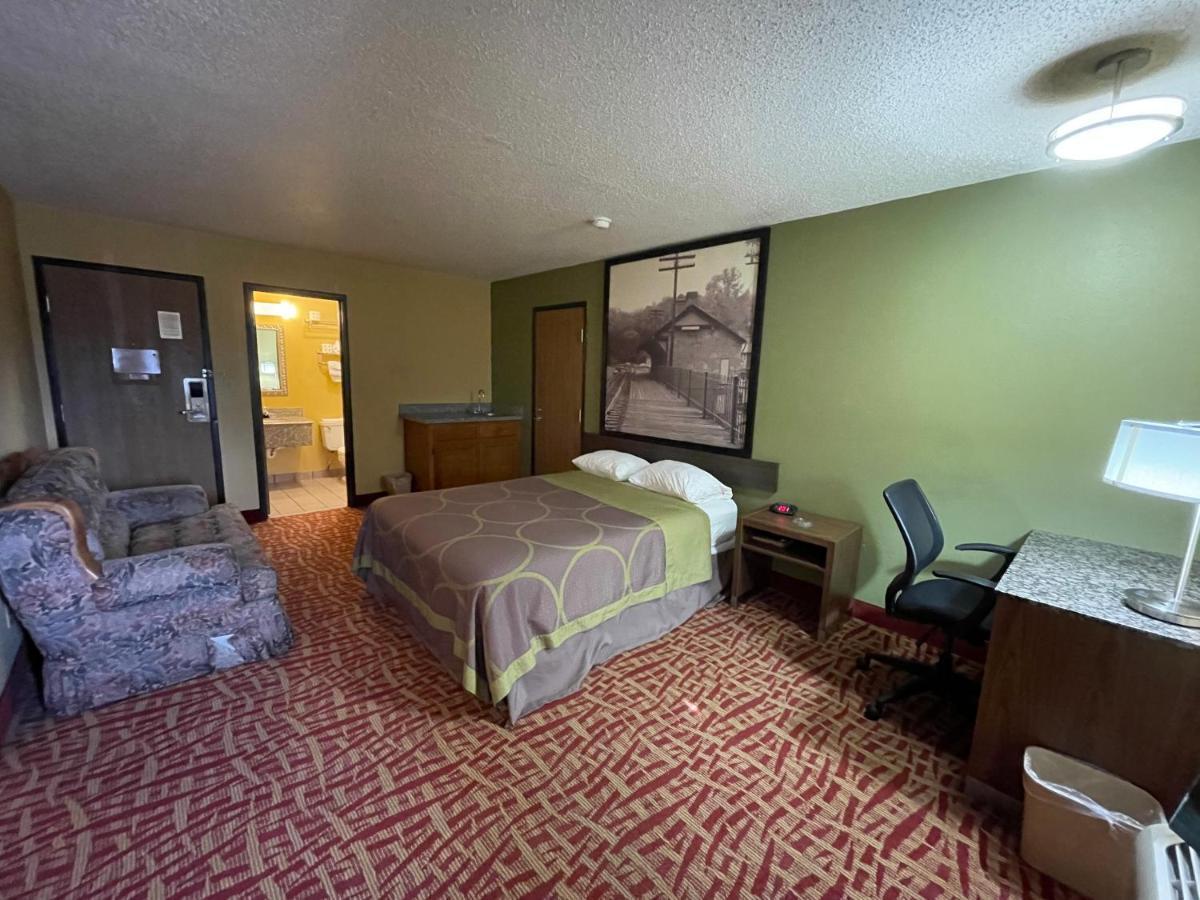 Super 8 By Wyndham Van Buren/Ft. Smith Area Kültér fotó