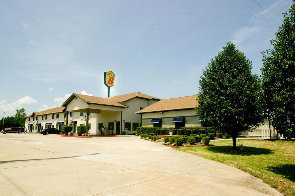 Super 8 By Wyndham Van Buren/Ft. Smith Area Kültér fotó